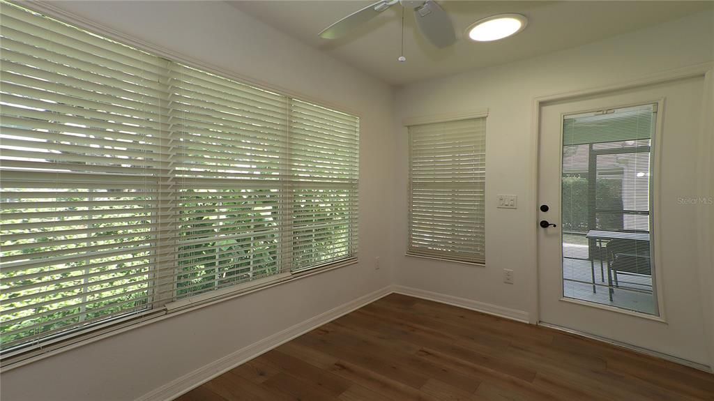 En Venta: $345,000 (3 camas, 2 baños, 1463 Pies cuadrados)