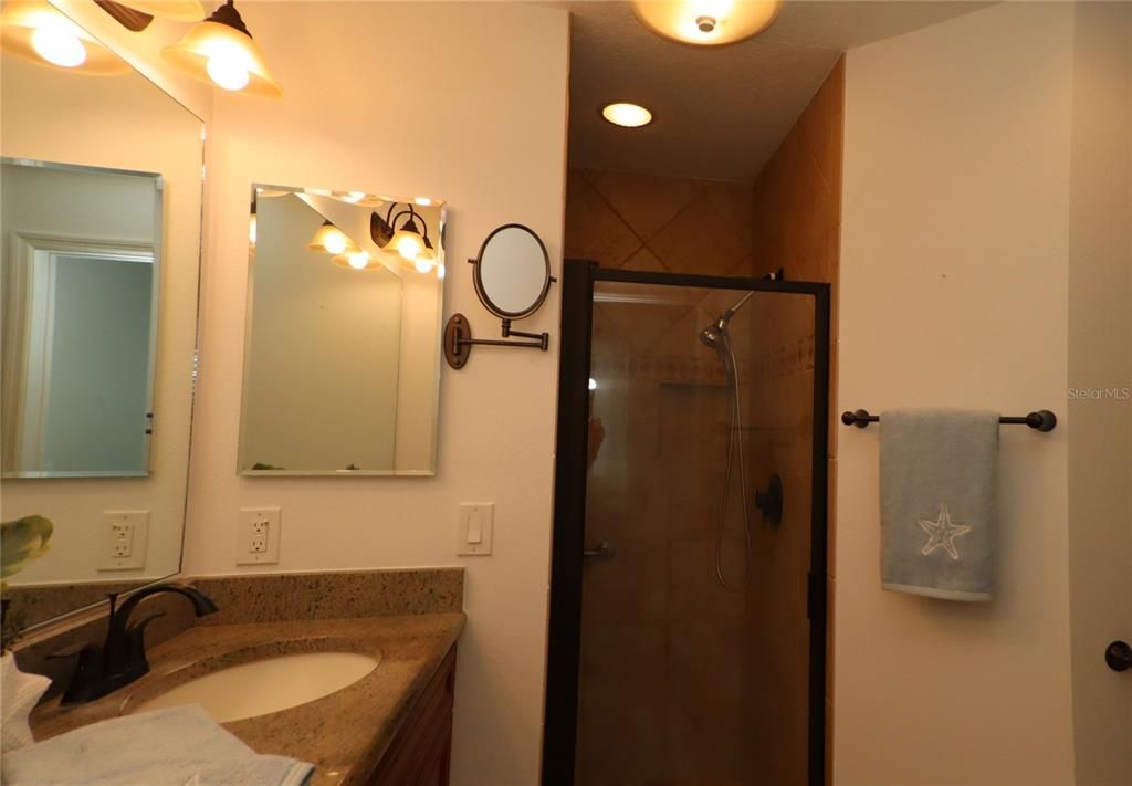 En Venta: $345,000 (3 camas, 2 baños, 1463 Pies cuadrados)