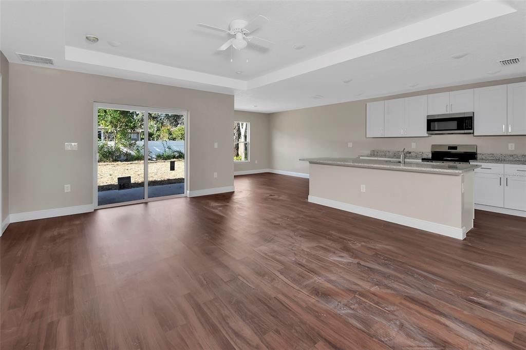 En Venta: $314,900 (3 camas, 2 baños, 1586 Pies cuadrados)