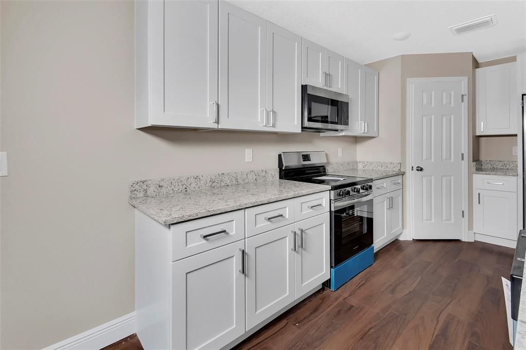 En Venta: $314,900 (3 camas, 2 baños, 1586 Pies cuadrados)