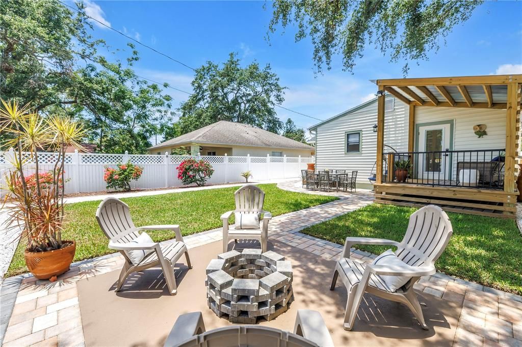 В аренду: $3,500 (3 спален, 2 ванн, 1316 Квадратных фут)