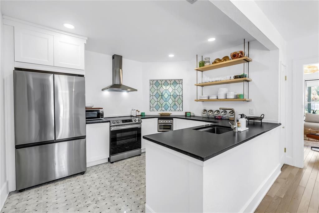 В аренду: $3,500 (3 спален, 2 ванн, 1316 Квадратных фут)