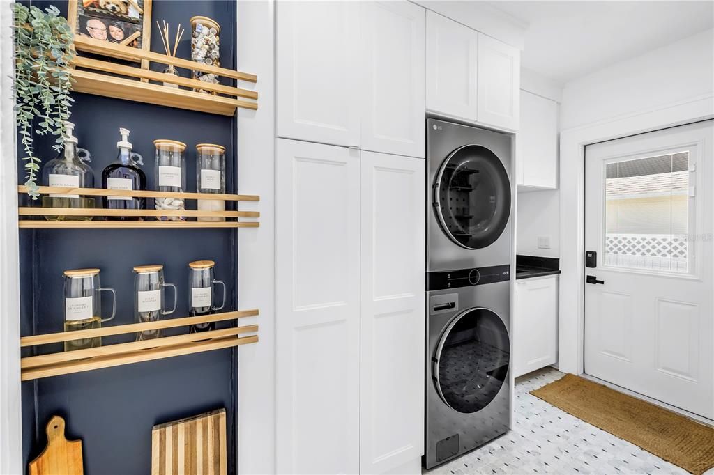 В аренду: $3,500 (3 спален, 2 ванн, 1316 Квадратных фут)