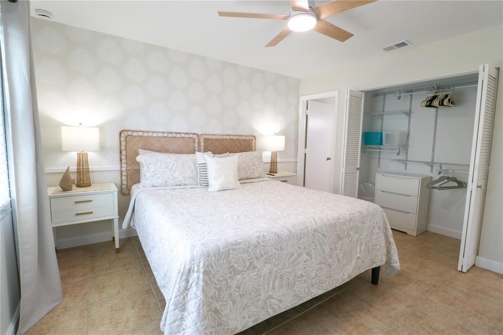 For Sale: $1,650,000 (4 beds, 0 baths, 1716 Square Feet)