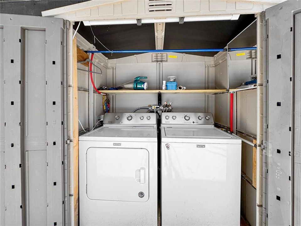 For Rent: $2,300 (3 beds, 1 baths, 1300 Square Feet)