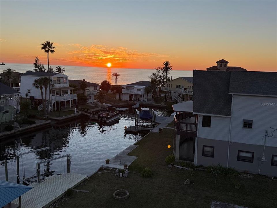 待售: $535,000 (3 贝兹, 3 浴室, 1897 平方英尺)