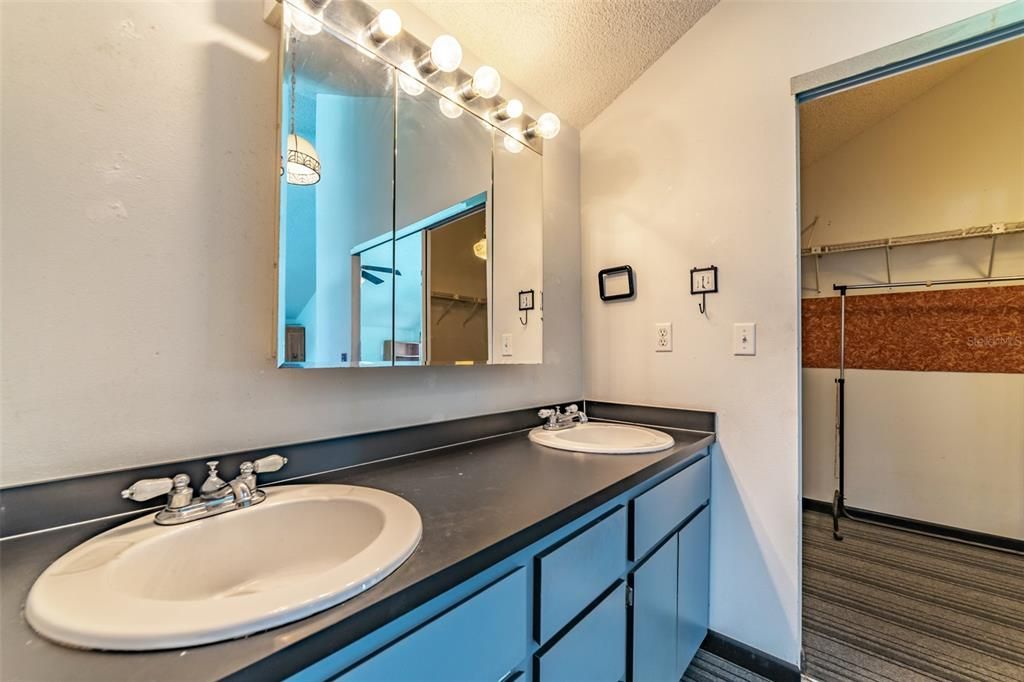 待售: $535,000 (3 贝兹, 3 浴室, 1897 平方英尺)