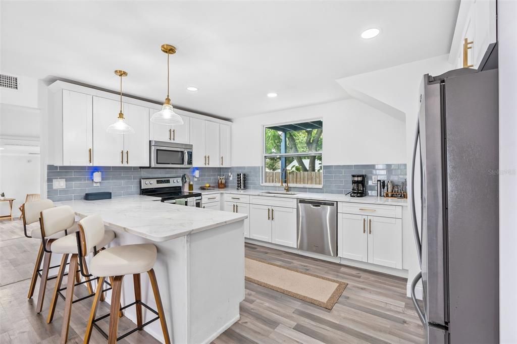 For Rent: $3,800 (3 beds, 2 baths, 2628 Square Feet)