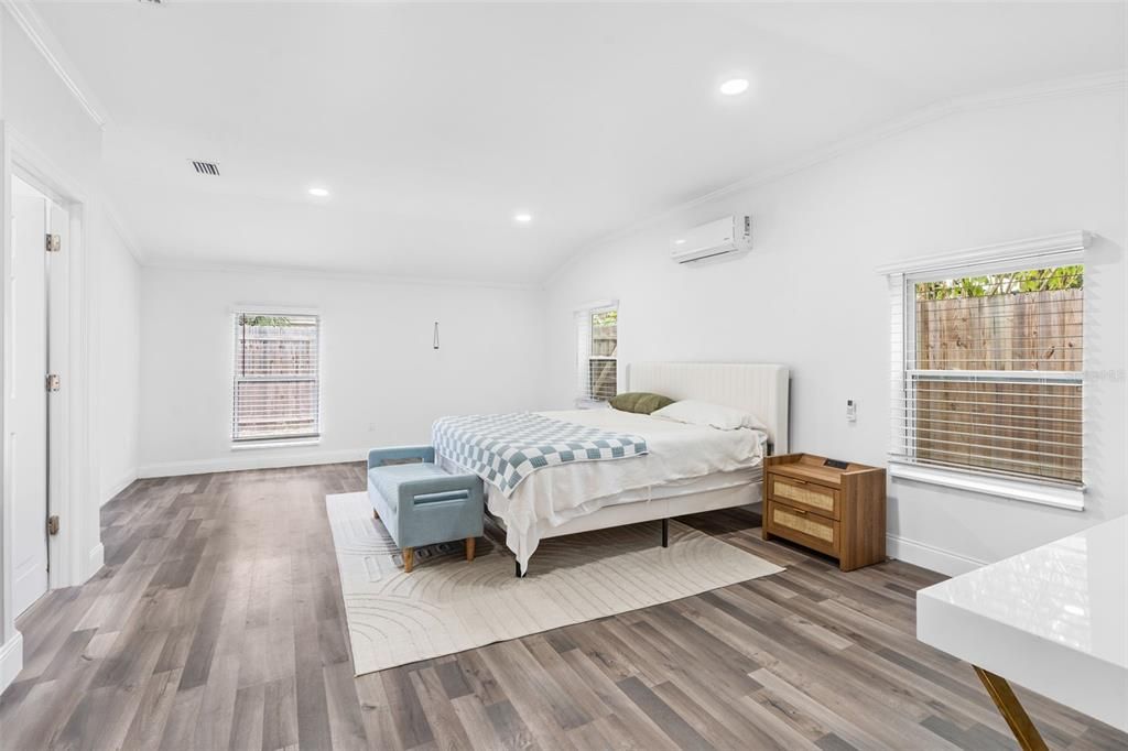 For Rent: $3,800 (3 beds, 2 baths, 2628 Square Feet)