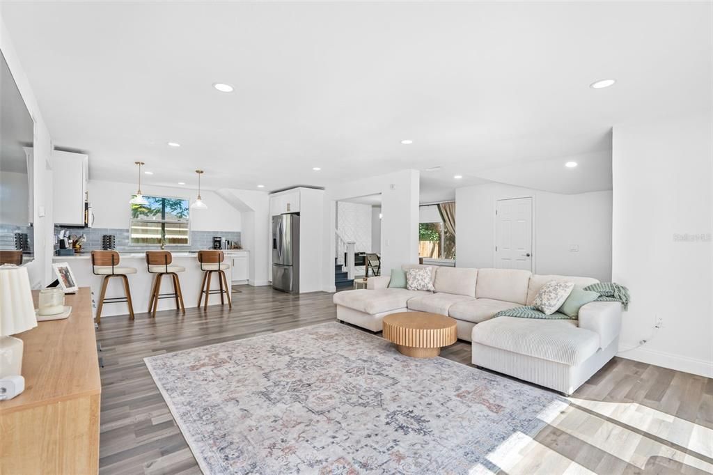 For Rent: $3,800 (3 beds, 2 baths, 2628 Square Feet)