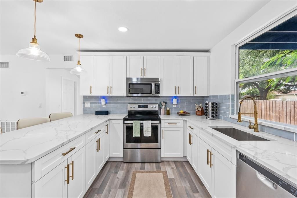 For Rent: $3,800 (3 beds, 2 baths, 2628 Square Feet)