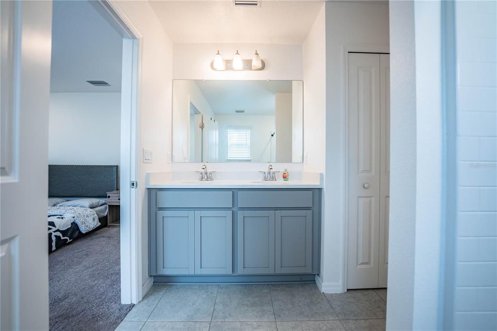 出租: $2,200 (3 贝兹, 2 浴室, 1652 平方英尺)