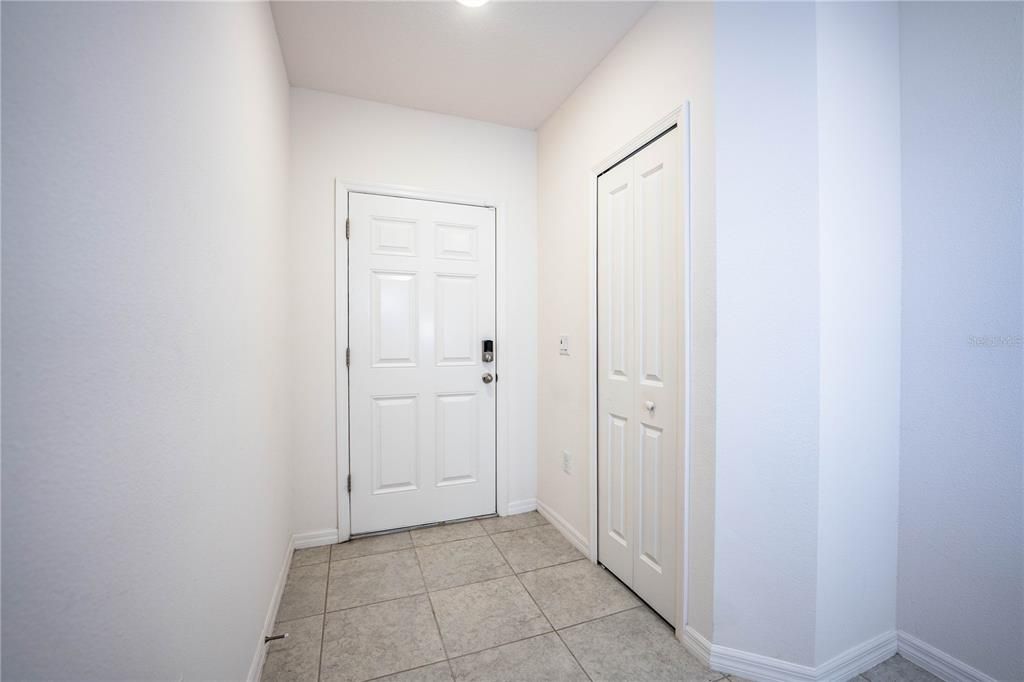 出租: $2,200 (3 贝兹, 2 浴室, 1652 平方英尺)