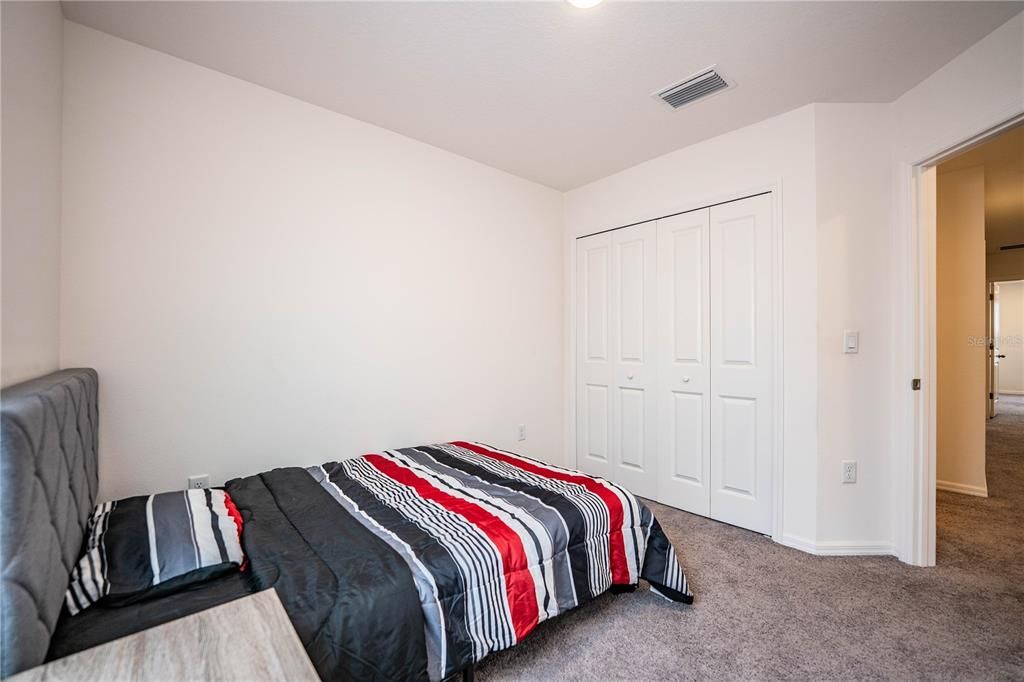 出租: $2,200 (3 贝兹, 2 浴室, 1652 平方英尺)