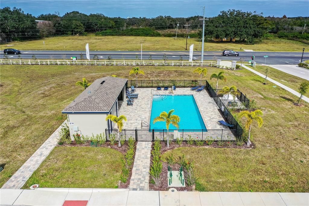 出租: $2,200 (3 贝兹, 2 浴室, 1652 平方英尺)