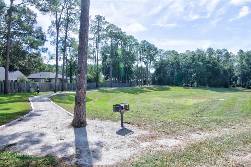 Active With Contract: $415,000 (4 beds, 2 baths, 1882 Square Feet)