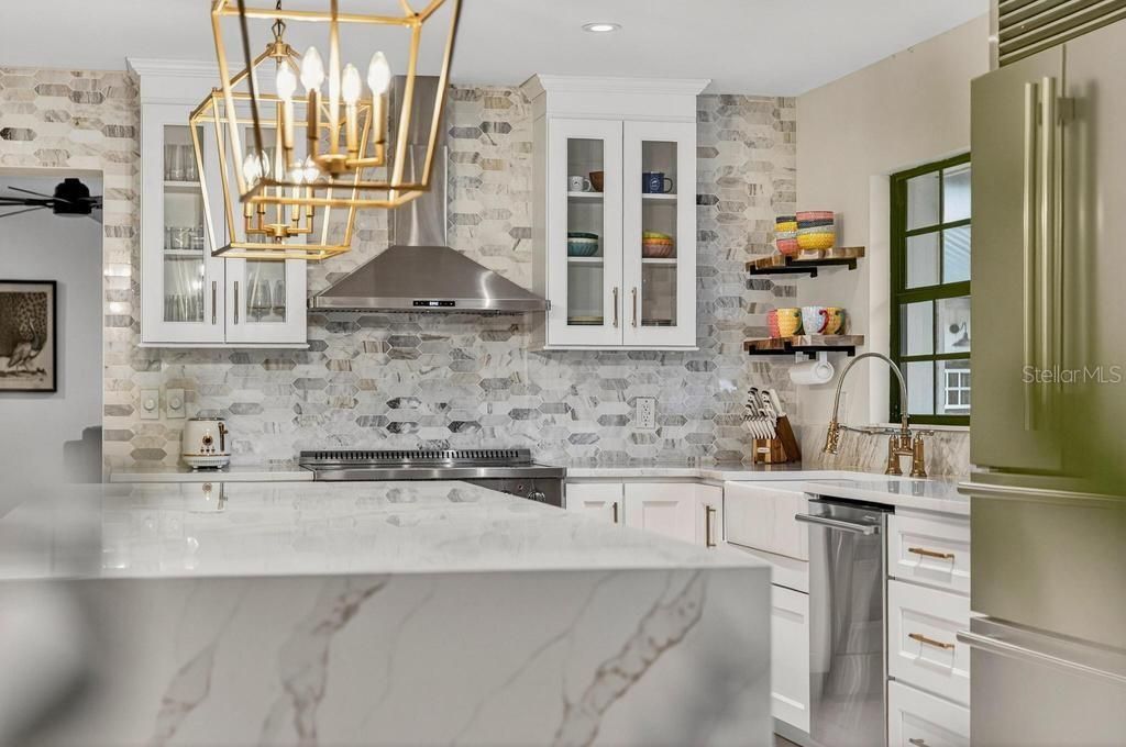 For Sale: $1,850,000 (3 beds, 3 baths, 1945 Square Feet)