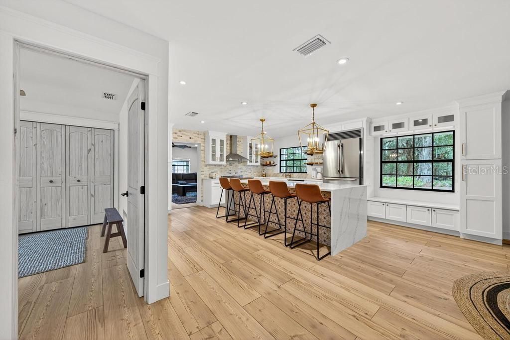 For Sale: $1,850,000 (3 beds, 3 baths, 1945 Square Feet)