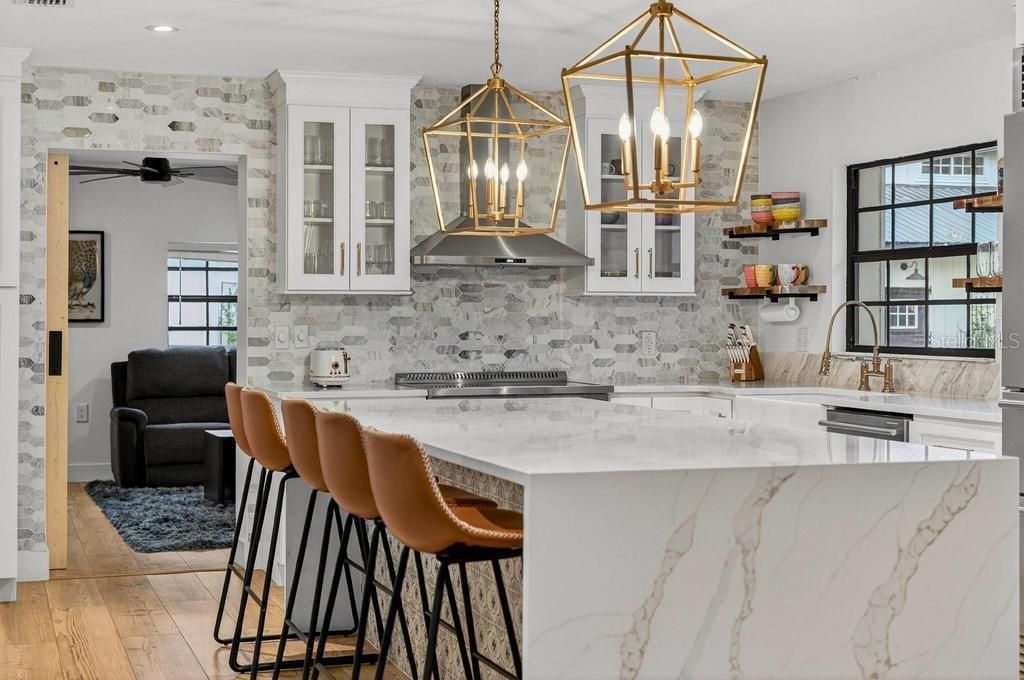 For Sale: $1,850,000 (3 beds, 3 baths, 1945 Square Feet)