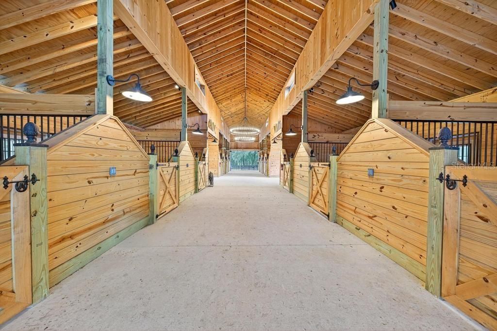 For Sale: $1,850,000 (3 beds, 3 baths, 1945 Square Feet)