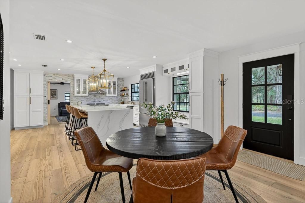 For Sale: $1,850,000 (3 beds, 3 baths, 1945 Square Feet)