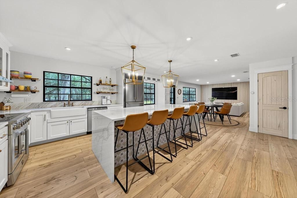 For Sale: $1,850,000 (3 beds, 3 baths, 1945 Square Feet)