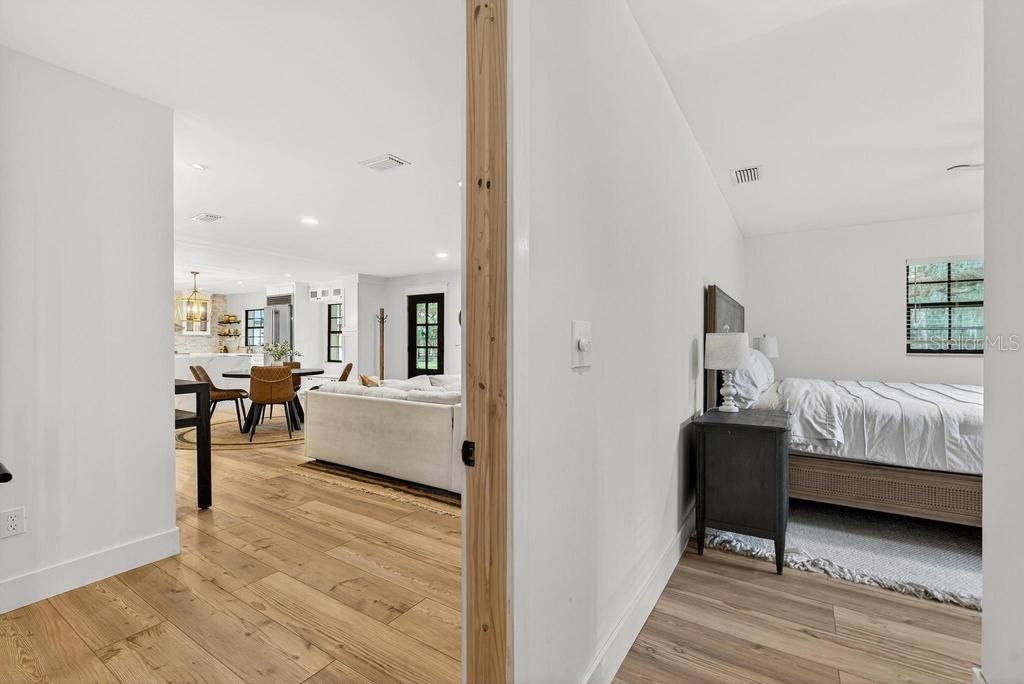 For Sale: $1,850,000 (3 beds, 3 baths, 1945 Square Feet)