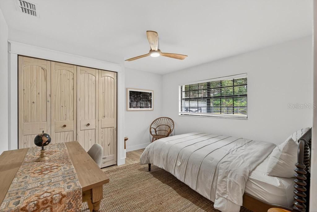 For Sale: $1,850,000 (3 beds, 3 baths, 1945 Square Feet)