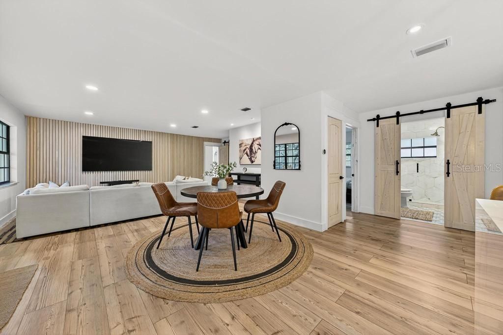 For Sale: $1,850,000 (3 beds, 3 baths, 1945 Square Feet)