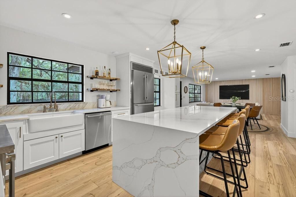 For Sale: $1,850,000 (3 beds, 3 baths, 1945 Square Feet)