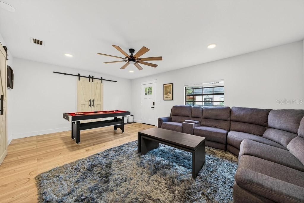 For Sale: $1,850,000 (3 beds, 3 baths, 1945 Square Feet)