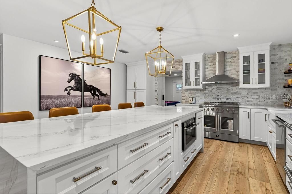 For Sale: $1,850,000 (3 beds, 3 baths, 1945 Square Feet)