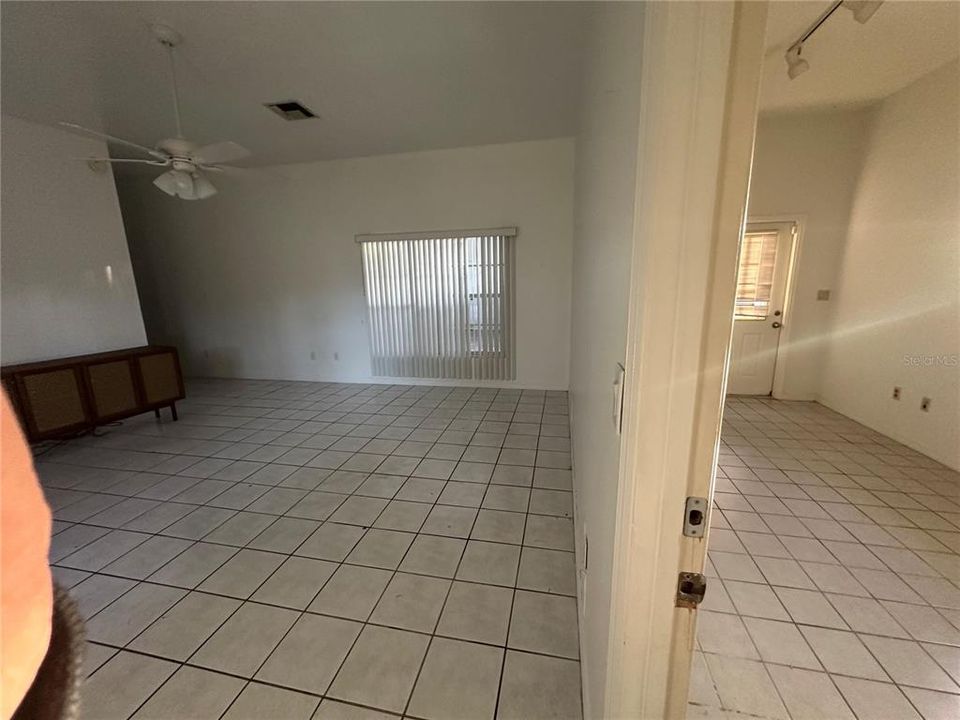 For Rent: $4,500 (4 beds, 3 baths, 3686 Square Feet)