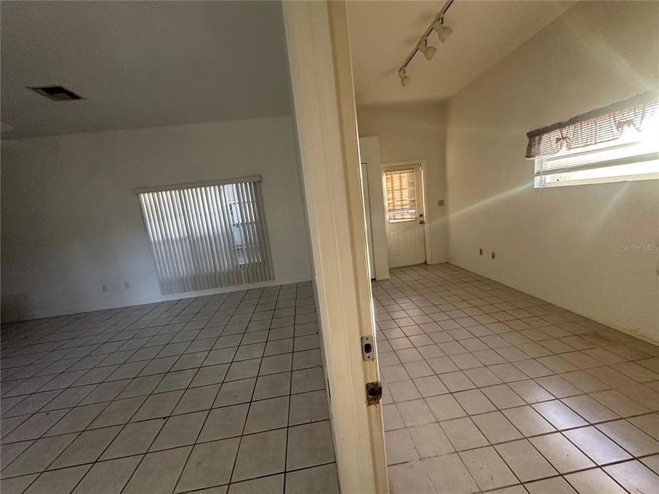 For Rent: $4,500 (4 beds, 3 baths, 3686 Square Feet)