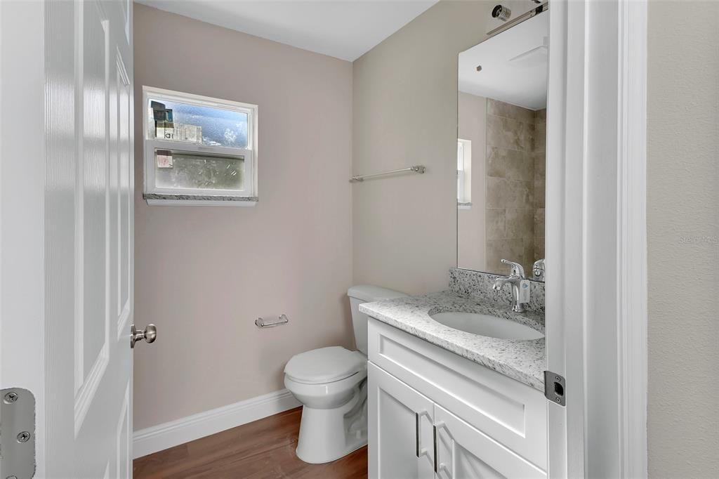 En Venta: $299,000 (3 camas, 2 baños, 1433 Pies cuadrados)