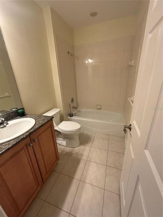 出租: $2,400 (3 贝兹, 2 浴室, 2149 平方英尺)