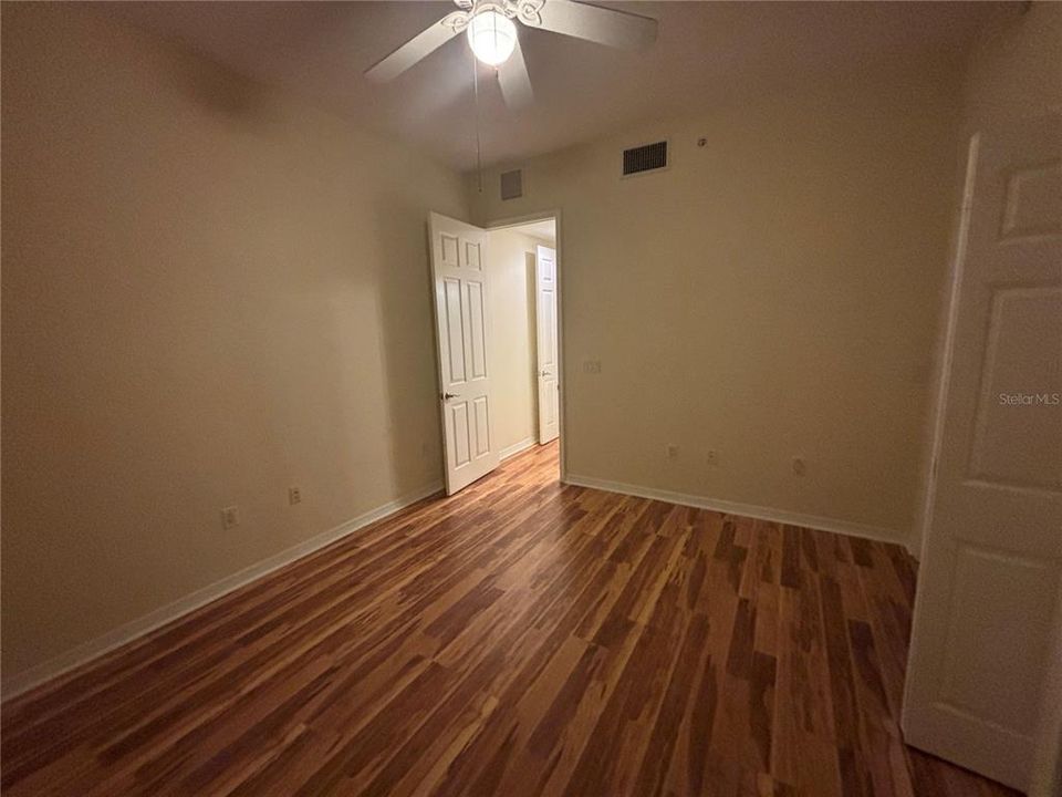 出租: $2,400 (3 贝兹, 2 浴室, 2149 平方英尺)