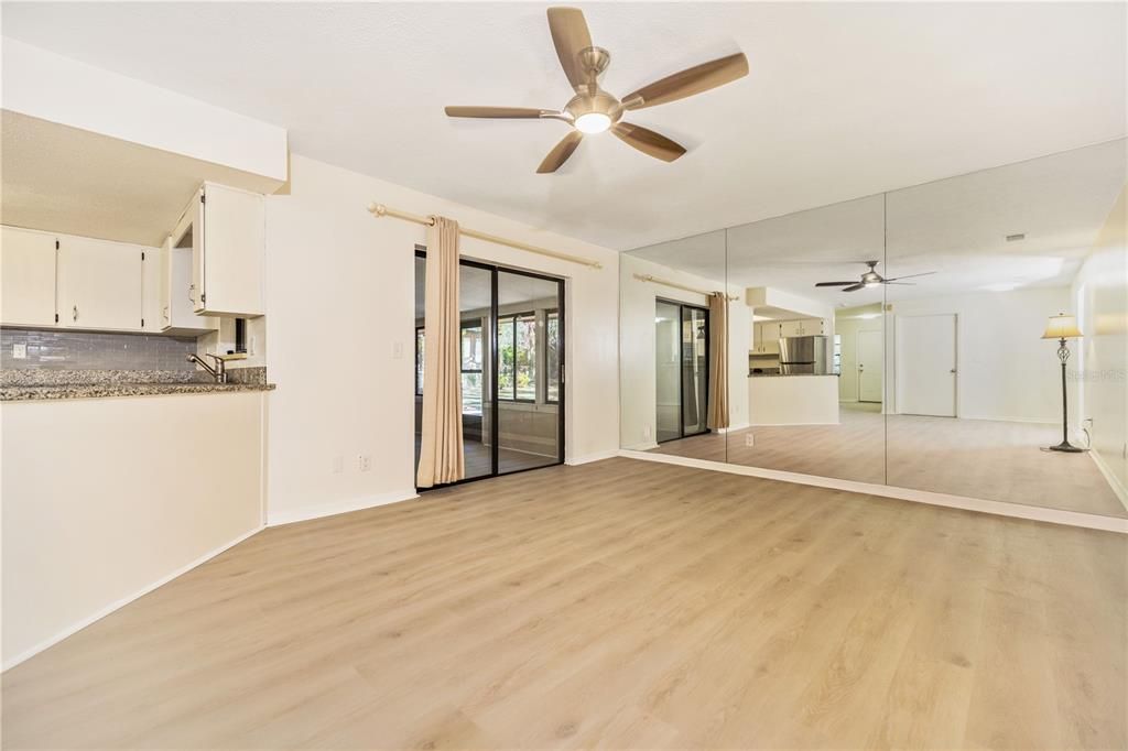 En Venta: $299,000 (3 camas, 2 baños, 1454 Pies cuadrados)