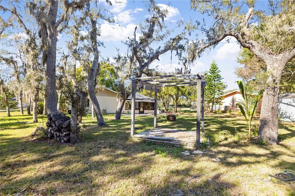 En Venta: $299,000 (3 camas, 2 baños, 1454 Pies cuadrados)