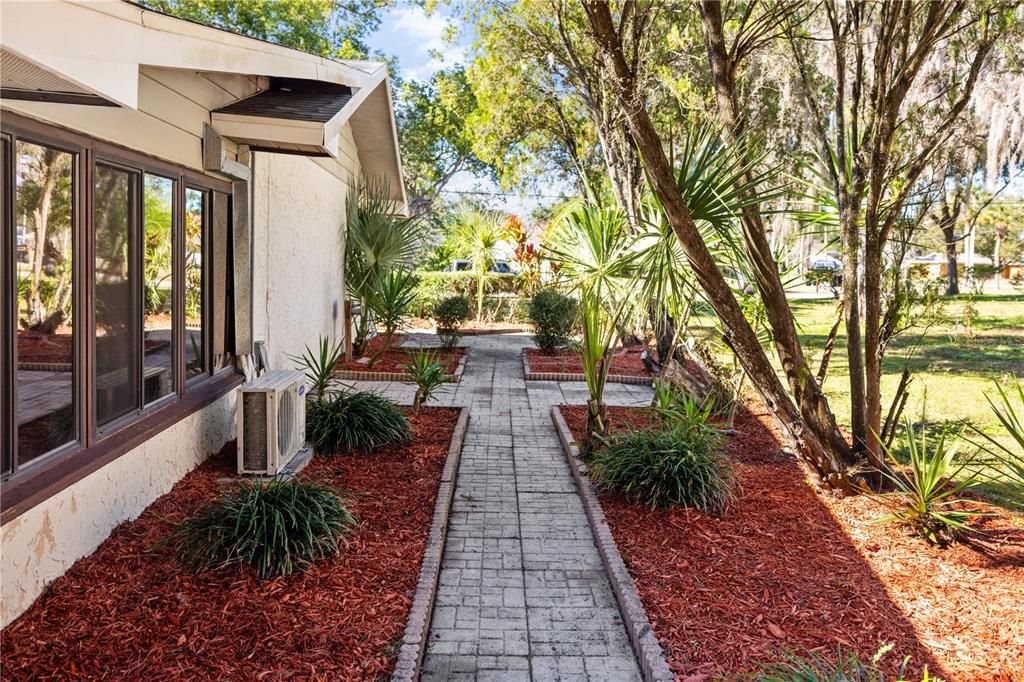 En Venta: $299,000 (3 camas, 2 baños, 1454 Pies cuadrados)