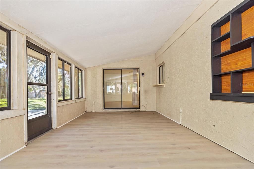 En Venta: $299,000 (3 camas, 2 baños, 1454 Pies cuadrados)