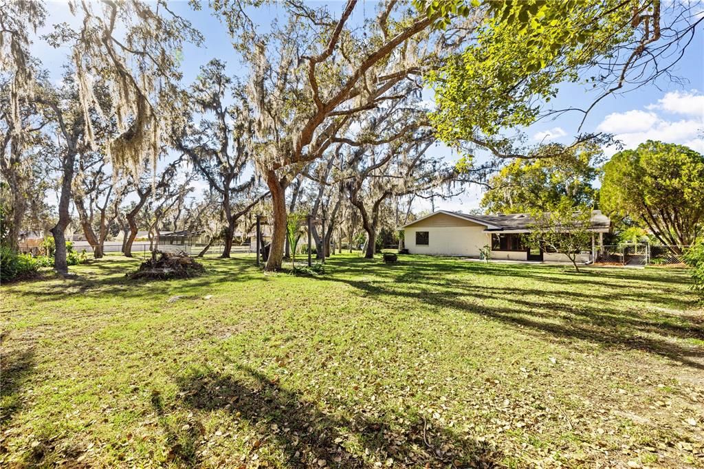 En Venta: $299,000 (3 camas, 2 baños, 1454 Pies cuadrados)