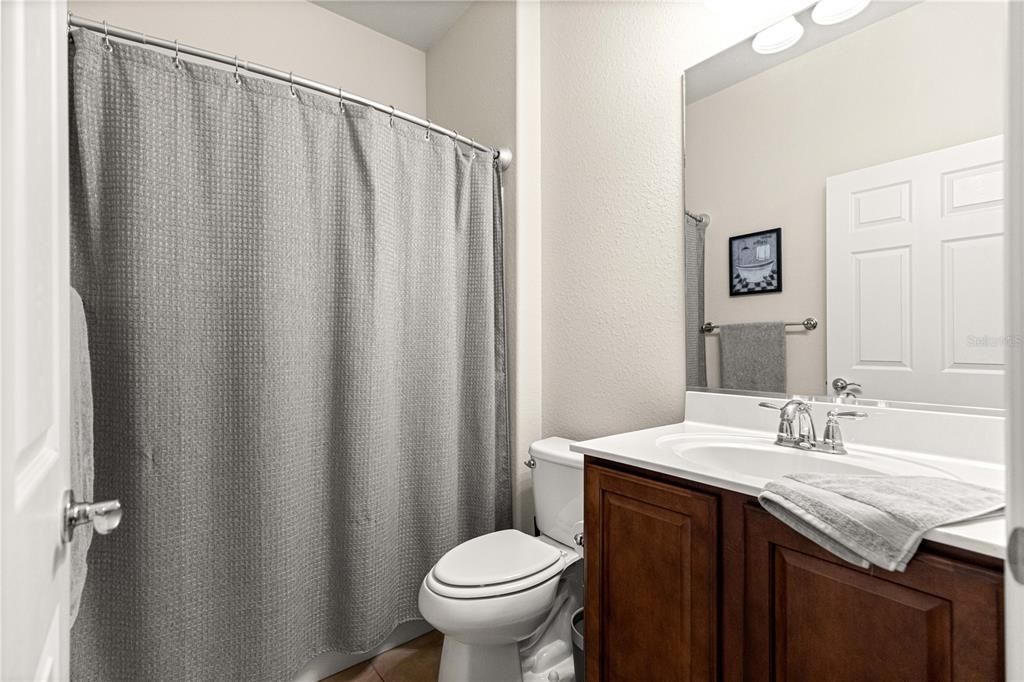 待售: $264,000 (3 贝兹, 2 浴室, 1415 平方英尺)