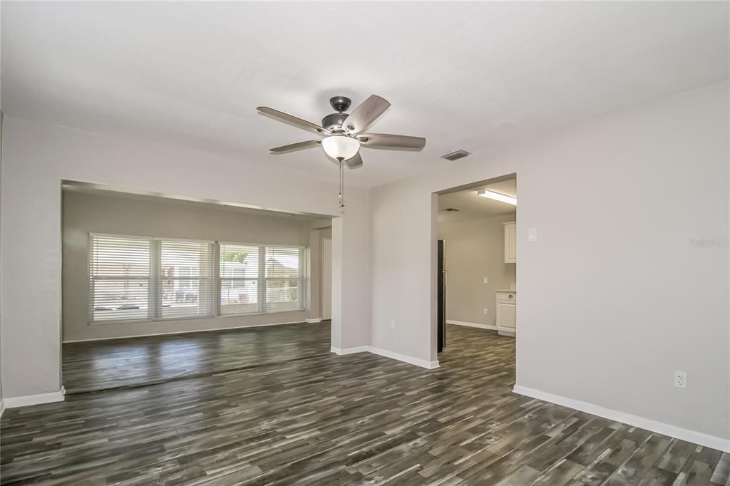 For Rent: $1,870 (3 beds, 2 baths, 1150 Square Feet)