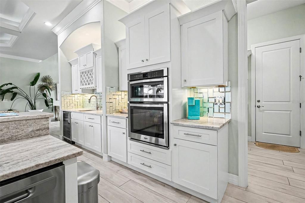 For Sale: $1,294,999 (4 beds, 3 baths, 2526 Square Feet)
