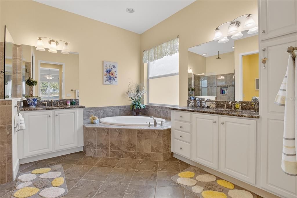 待售: $495,000 (2 贝兹, 2 浴室, 2348 平方英尺)