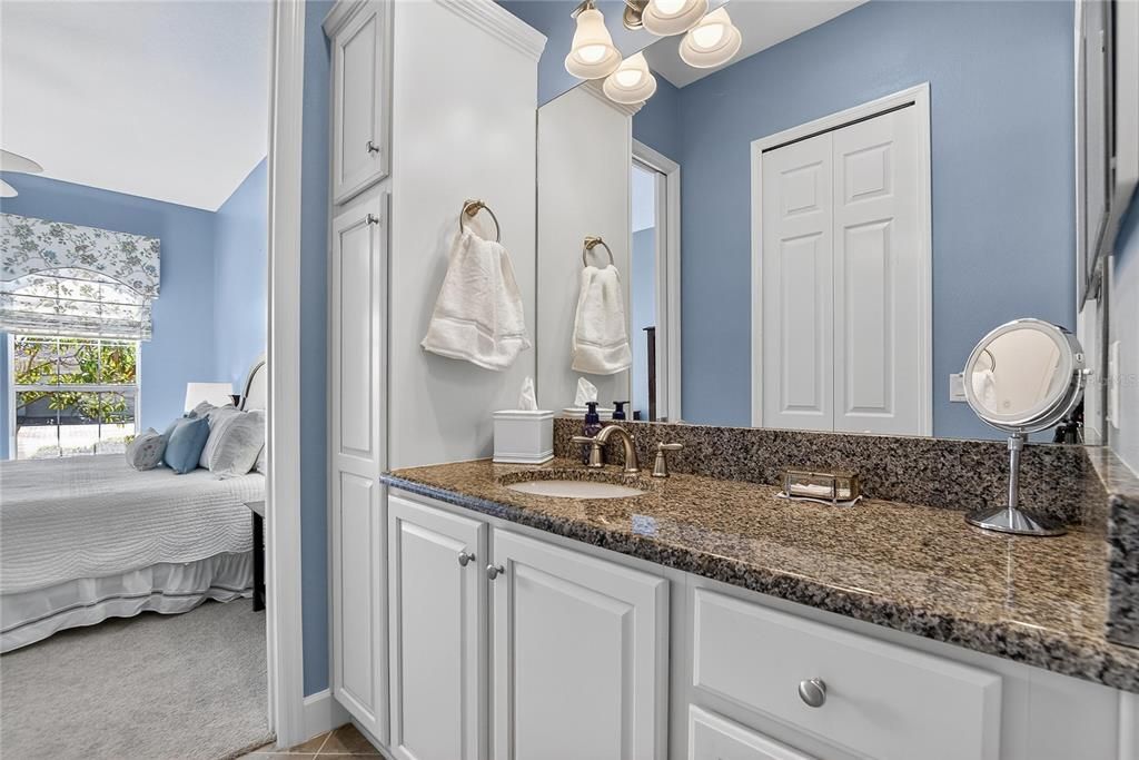 待售: $495,000 (2 贝兹, 2 浴室, 2348 平方英尺)