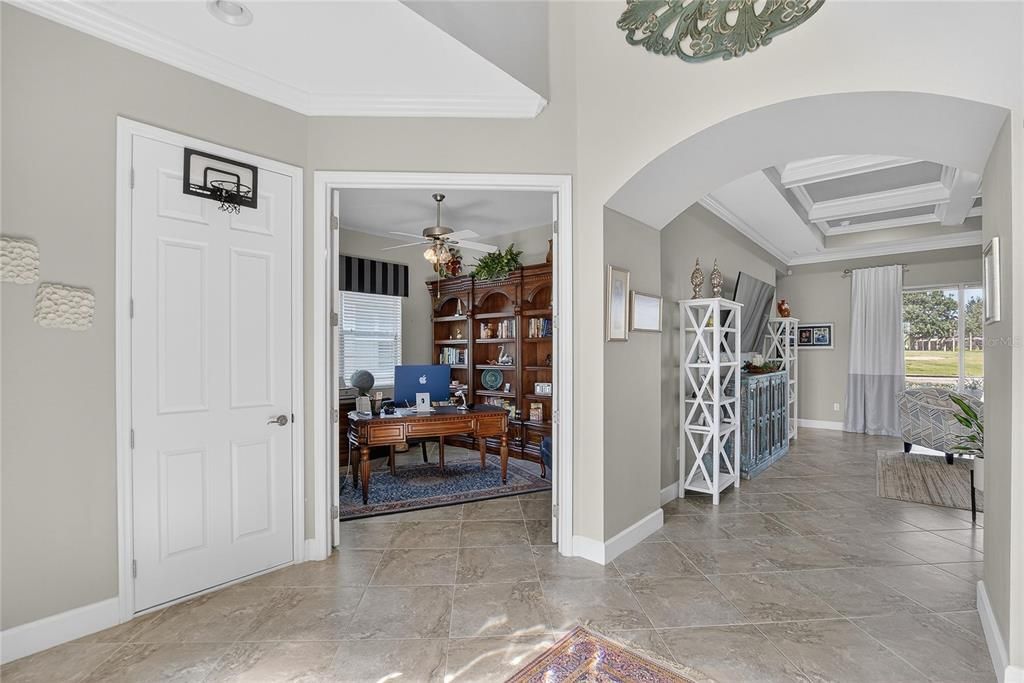 待售: $495,000 (2 贝兹, 2 浴室, 2348 平方英尺)