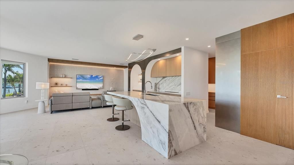 For Sale: $8,900,000 (3 beds, 3 baths, 4078 Square Feet)