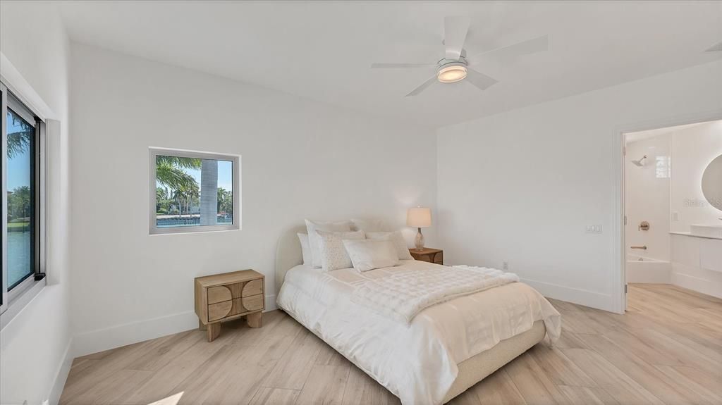 For Sale: $8,900,000 (3 beds, 3 baths, 4078 Square Feet)